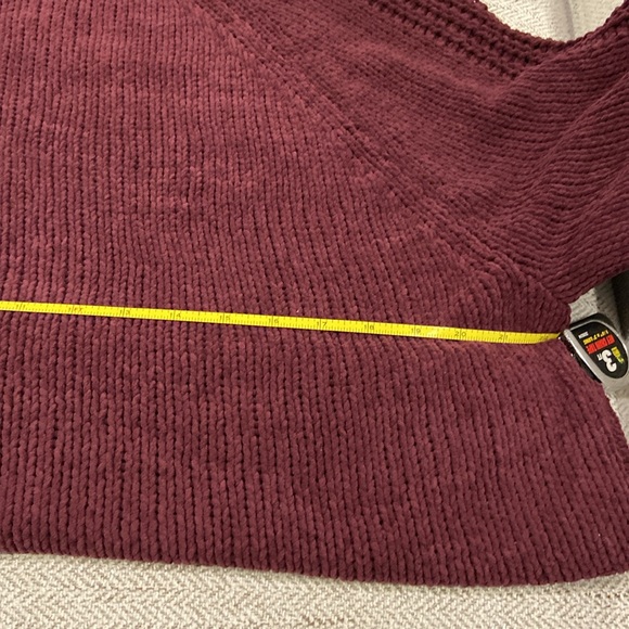 Express womens high neck soft sweater size large EUC! - Picture 10 of 11